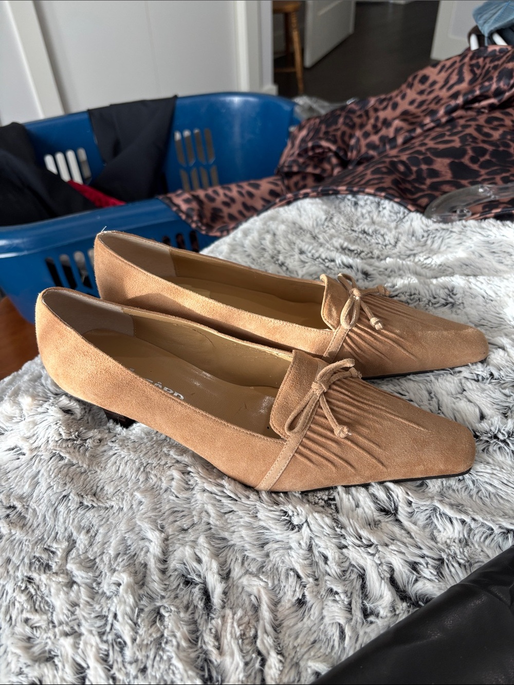 Suede Pointed-Toe Low Heels with Bow Detail - Tan